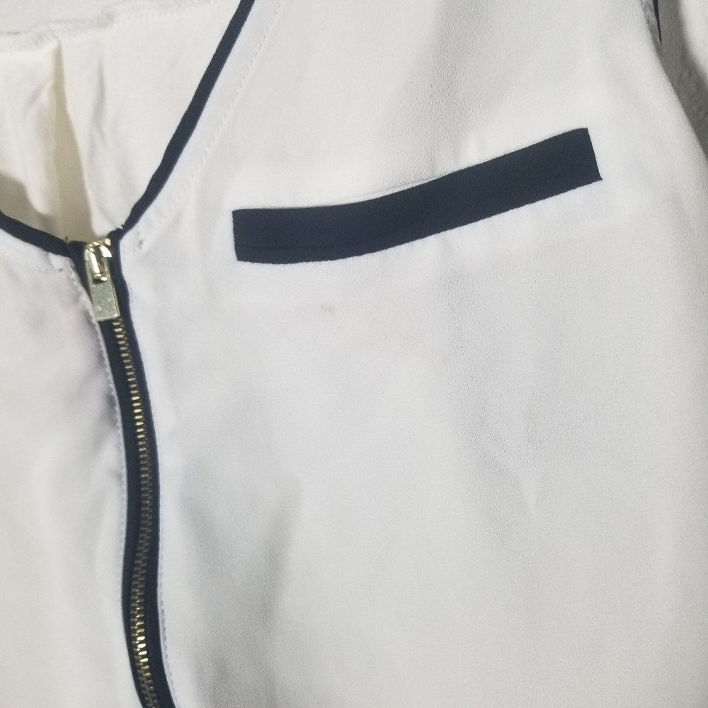 Express Top B3 - Picture 2 of 3